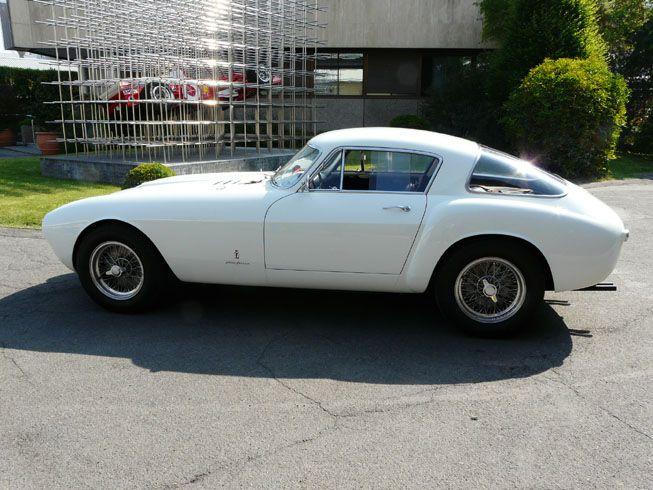 250-GT-0415-2.jpg